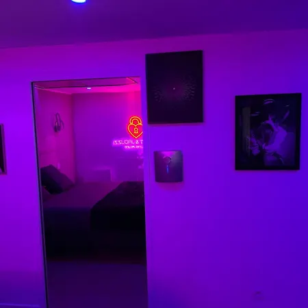 Secret & Jacuzzi * Vienne (Isere)